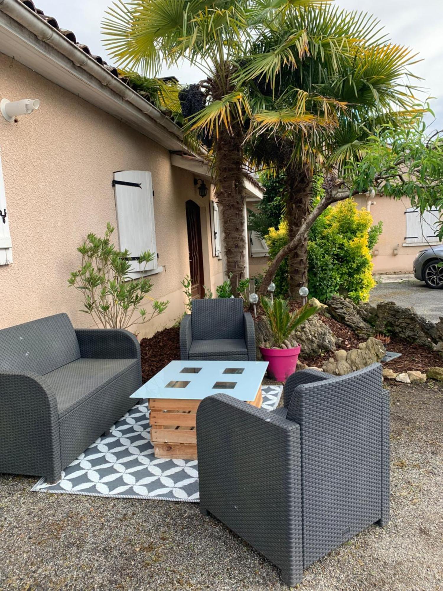 Petite Maison Dans Un Village Du Gers Sabazan Εξωτερικό φωτογραφία